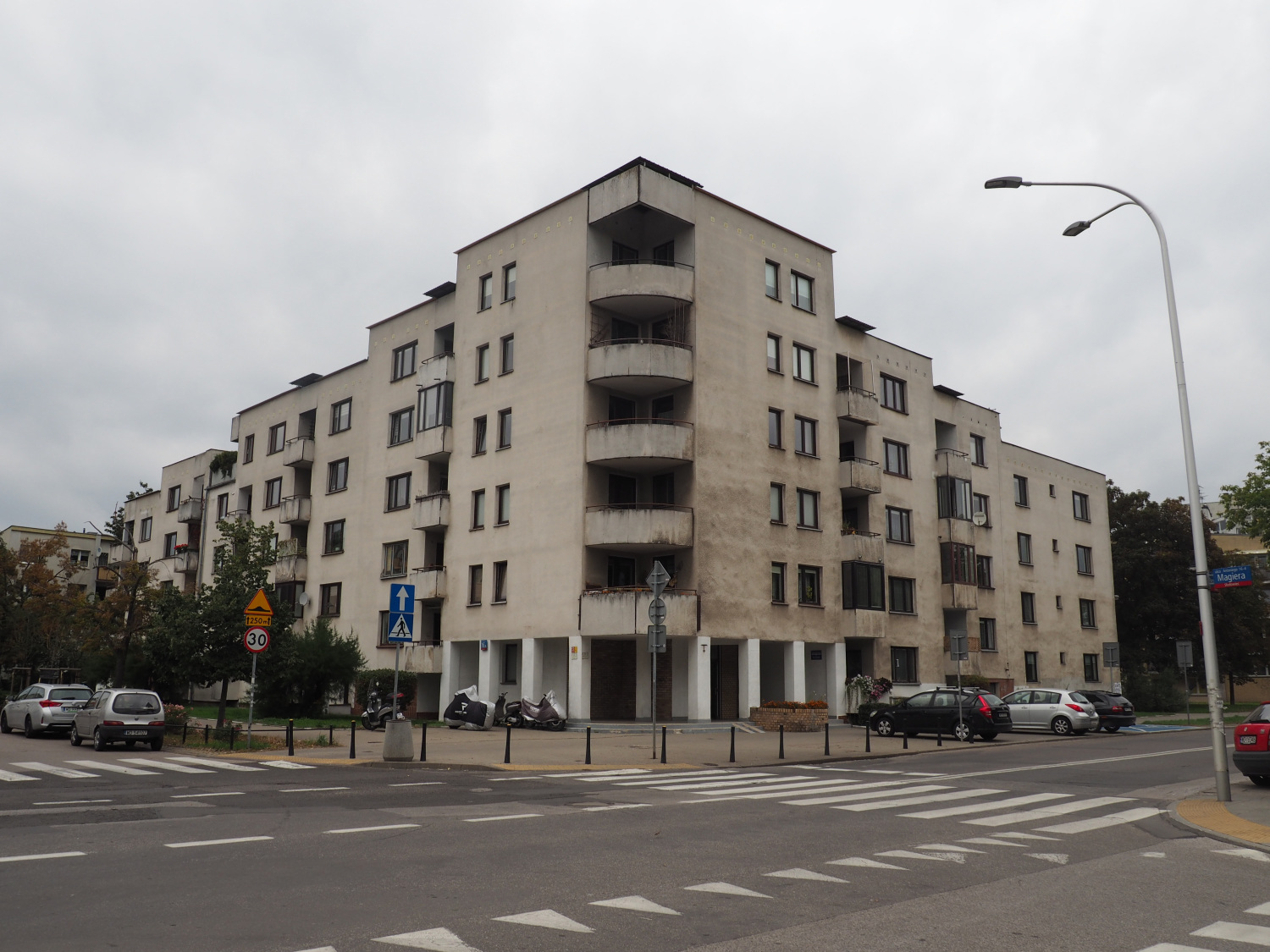 Zdjęcie architektury budynku Budynek mieszkalny